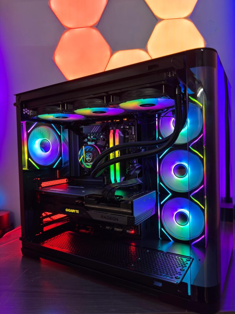 GeB GAMING AVANTGARDE BLACK - RX 7700XT - immagine 3