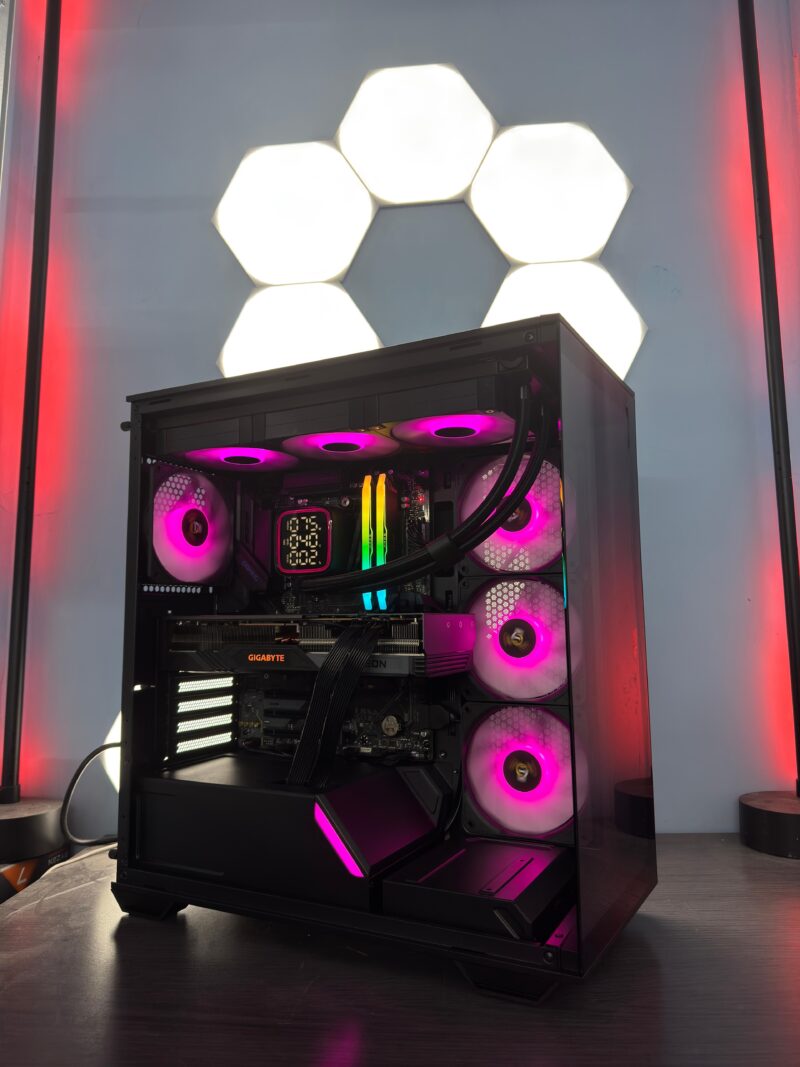 GeB GAMING ULTIMATE BLACK - RX 7800XT - immagine 2