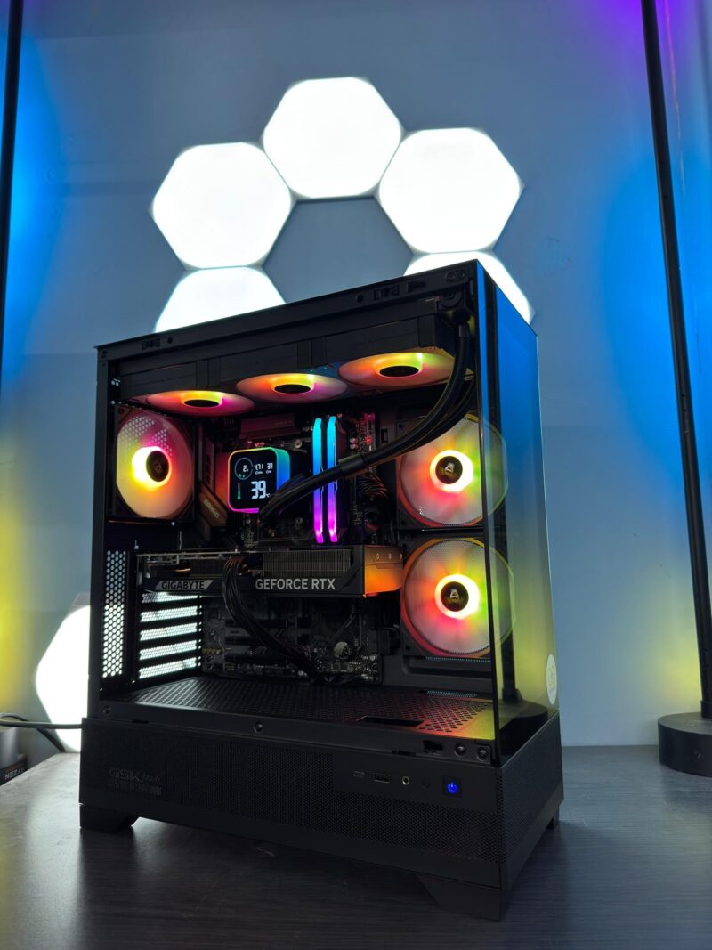 GeB GAMING EXTREME AMD BLACK -  RTX 5070 - immagine 4