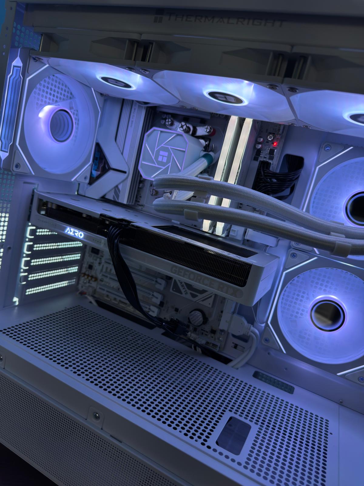 GeB GAMING SPECIAL WHITE - RTX 5060 TI - immagine 2