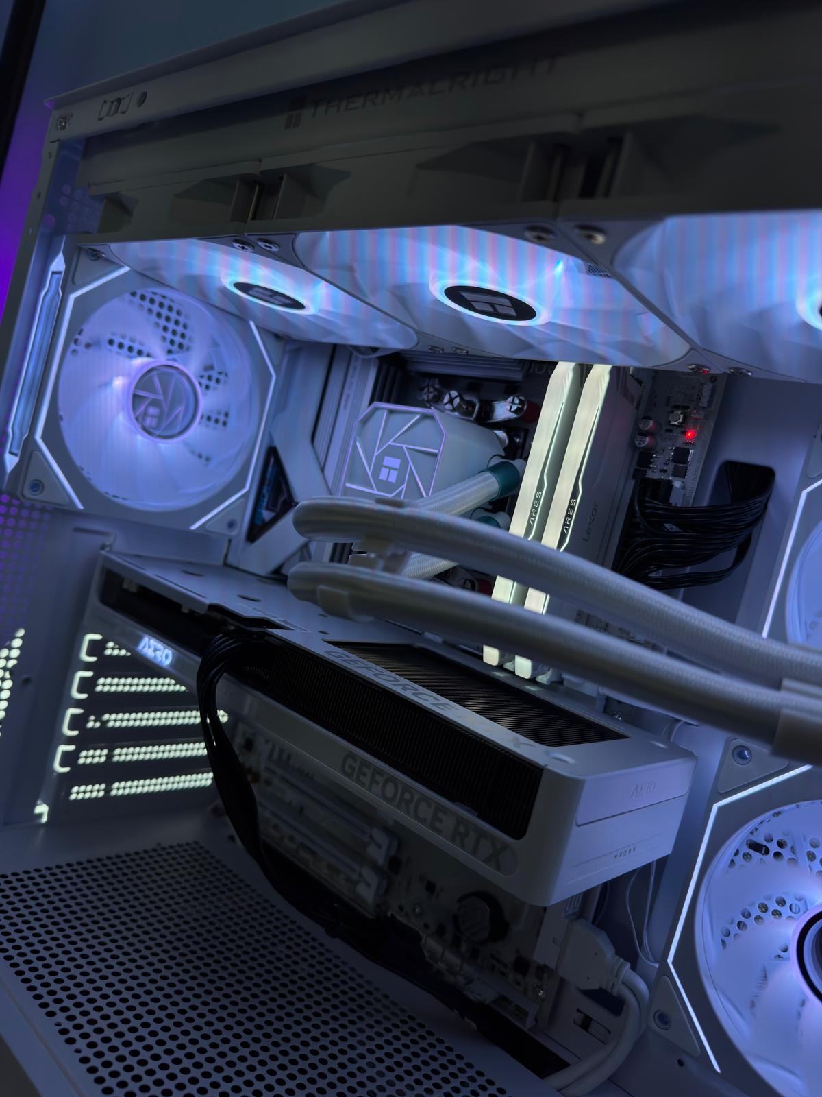 GeB GAMING SPECIAL WHITE - RTX 5060 TI - immagine 3