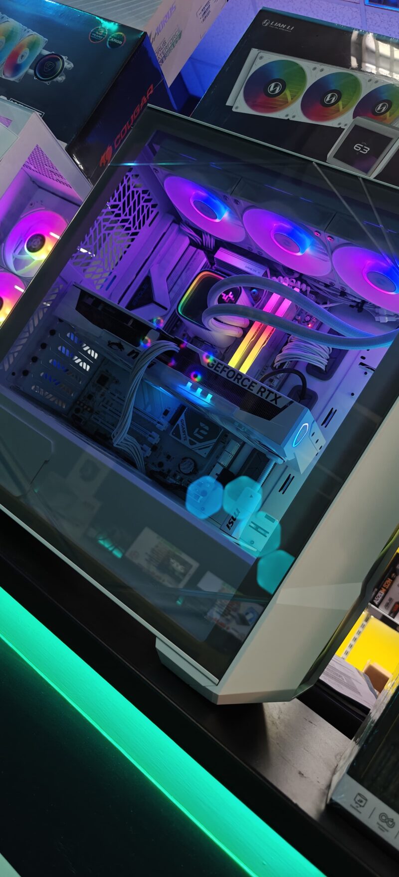 GeB GAMING AQUARIUS - RTX 5080  - PRONTA CONSEGNA - immagine 2
