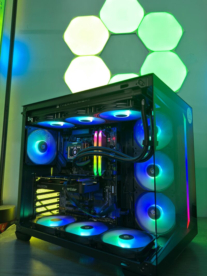 GeB GAMING AVANTGARDE - RX 9060 XT 16GB - immagine 4