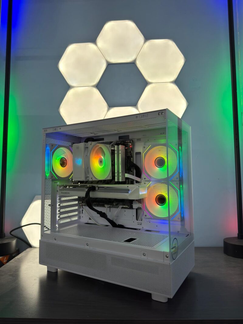 GeB GAMING TINY WHITE - RX 9060 XT 16GB - immagine 2