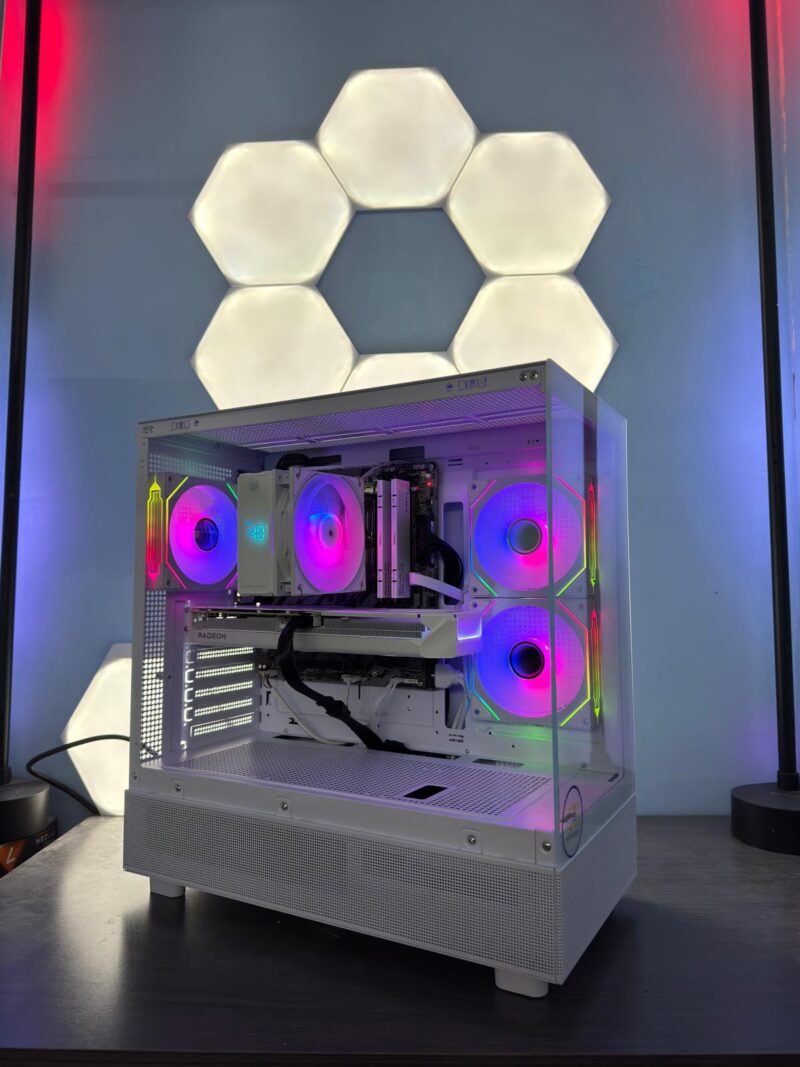 GeB GAMING TINY WHITE - RX 9060 XT 16GB - immagine 3