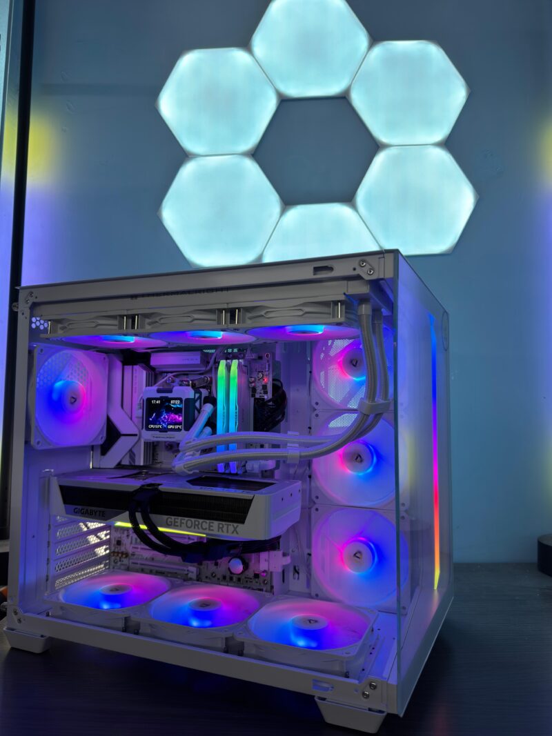 GeB GAMING PRESTIGE WHITE - RTX 5070 - immagine 2