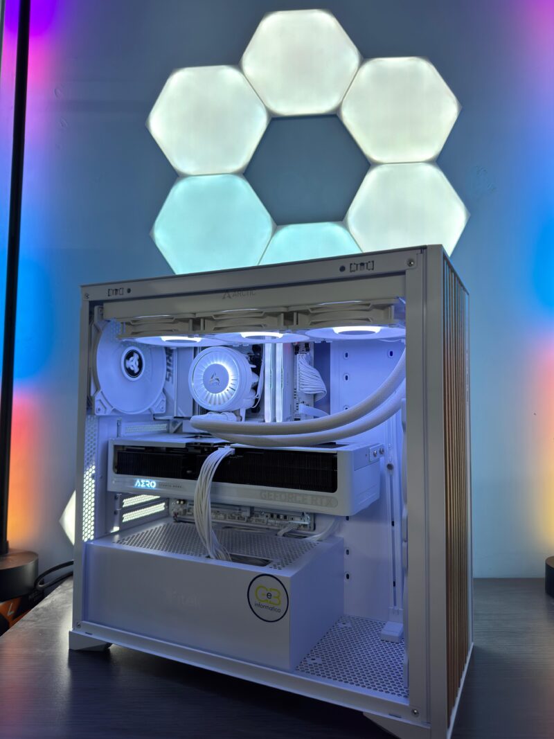 GeB GAMING ELEGANCE PRO WHITE-  RTX 5070 TI - immagine 3