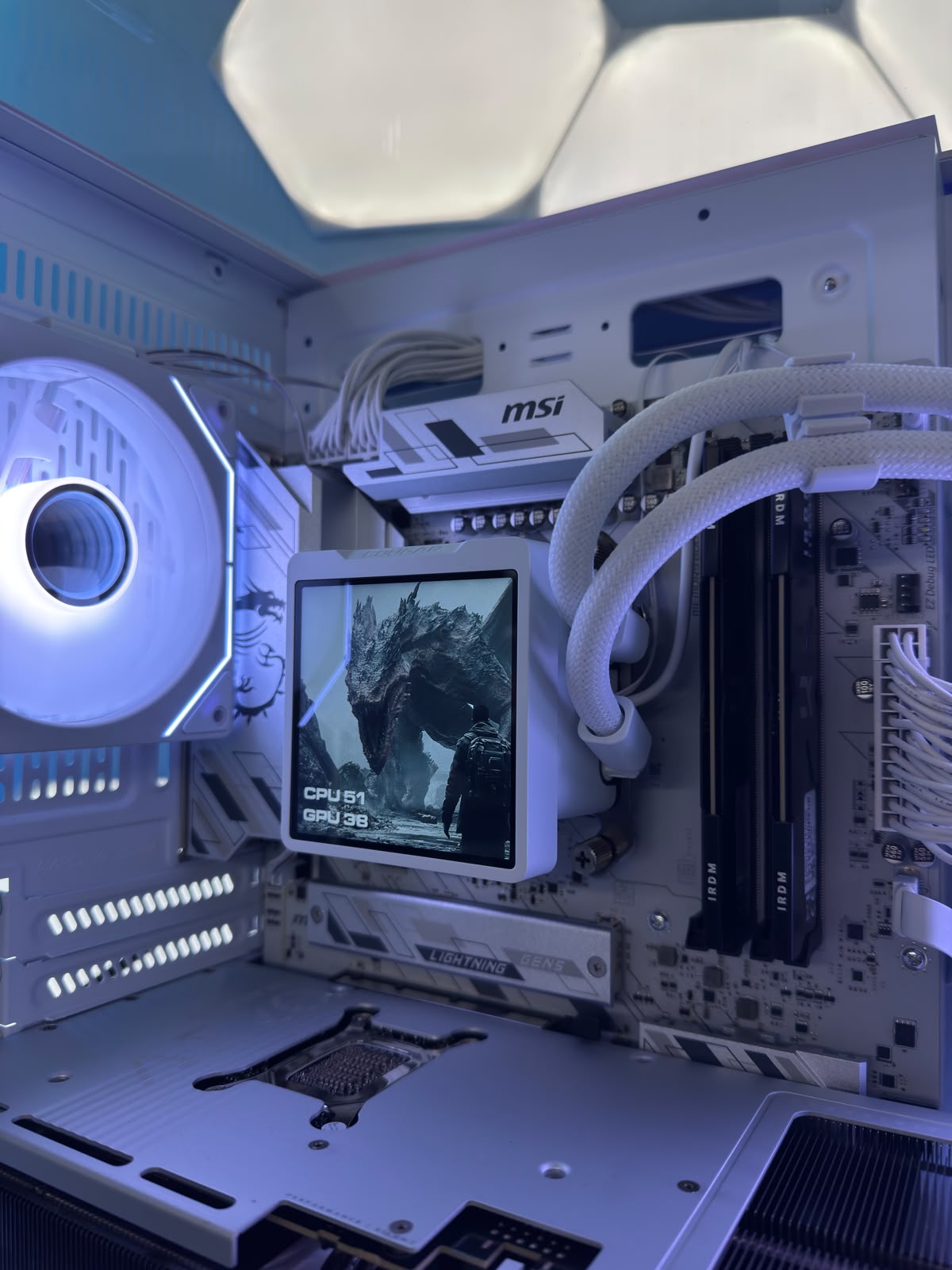 GeB GAMING WHITE DIAMOND - RTX 5070 TI - immagine 5