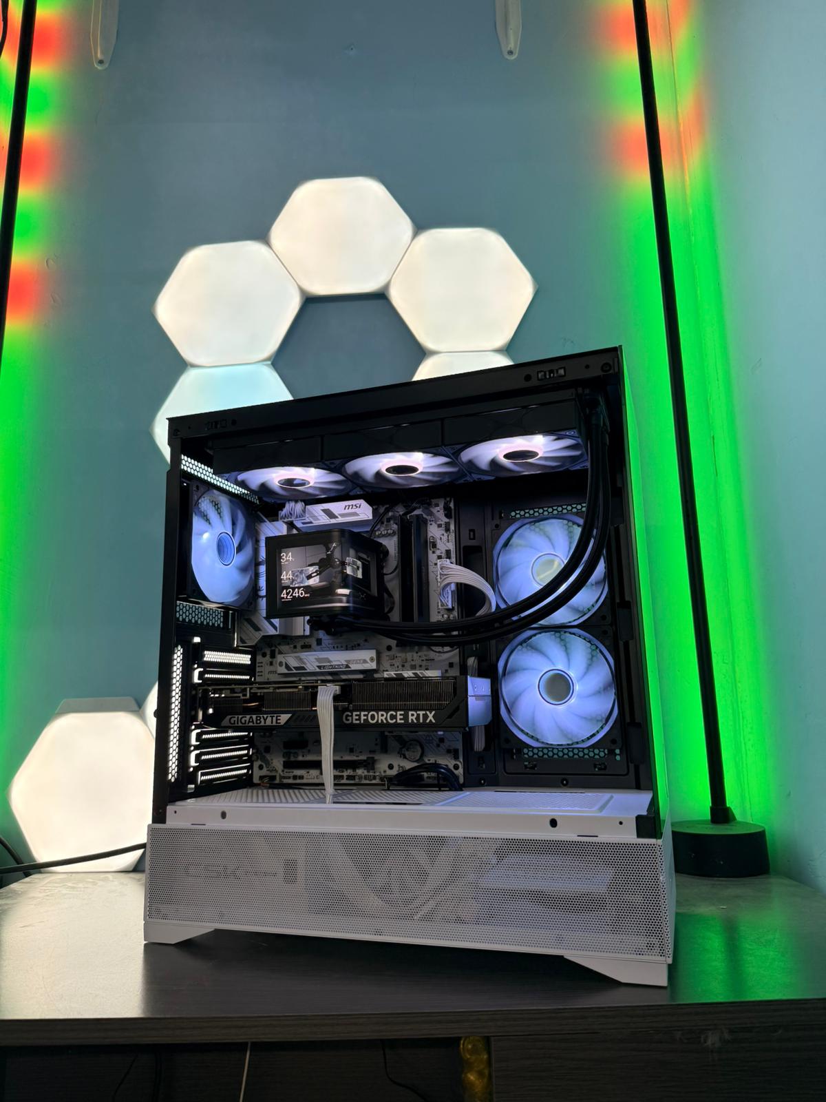 GeB CHRISTMAS 2025 - RTX 5070 - PRONTA CONSEGNA - immagine 3