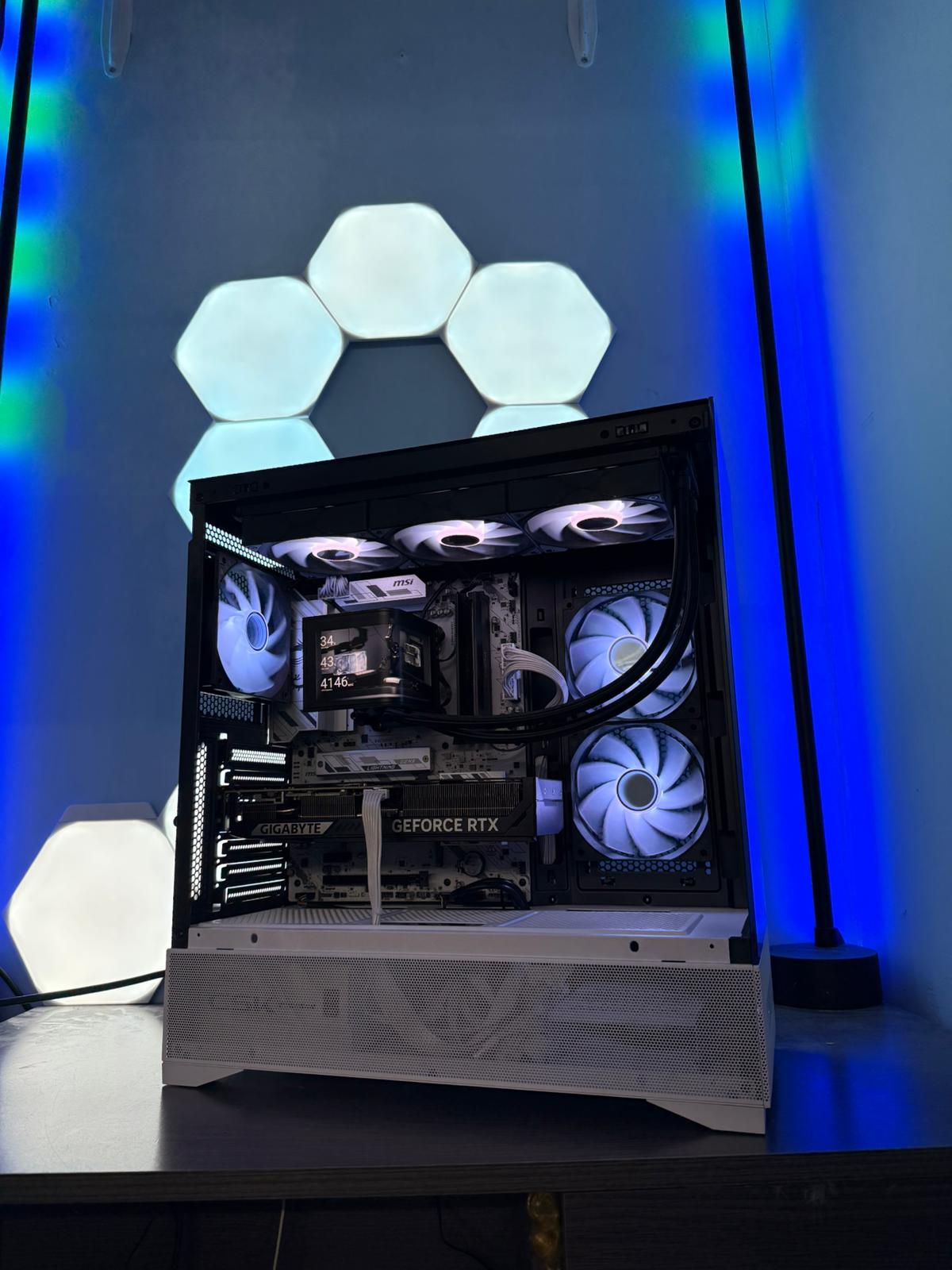 GeB CHRISTMAS 2025 - RTX 5070 - PRONTA CONSEGNA - immagine 4