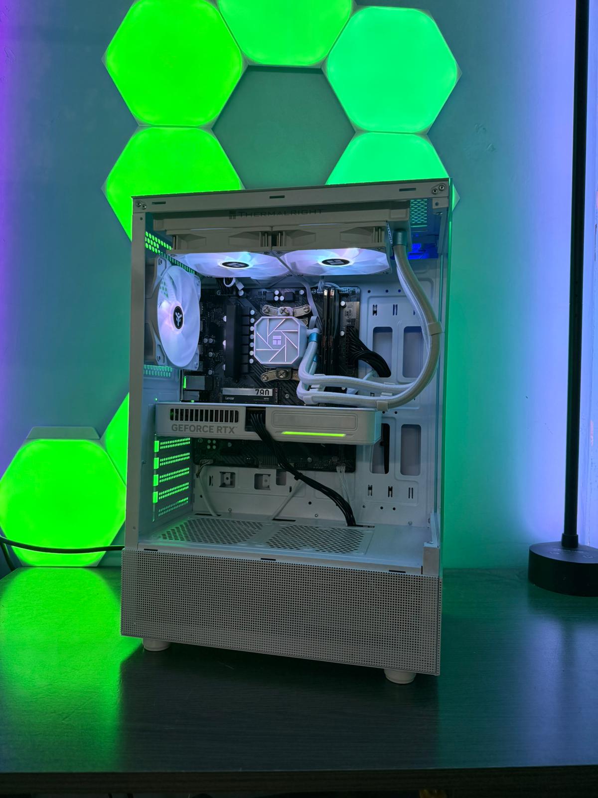 GeB GAMING AKIRA WHITE - RTX 5060 - PRONTA CONSEGNA - immagine 4