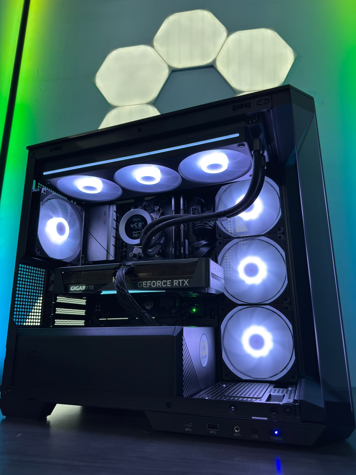 GeB GAMING IMPERATOR BLACK - RTX 5070 - immagine 4