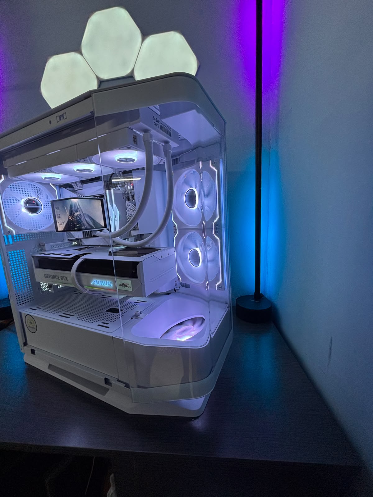 GeB GAMING SUPREMO WHITE - RTX 5080 - immagine 4