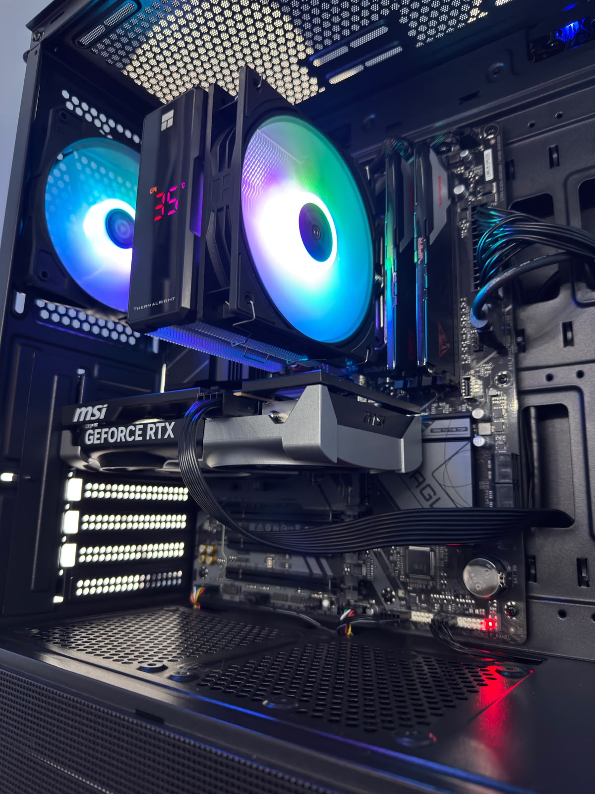 GeB GAMING CHRONOS - RTX 5060 - immagine 2