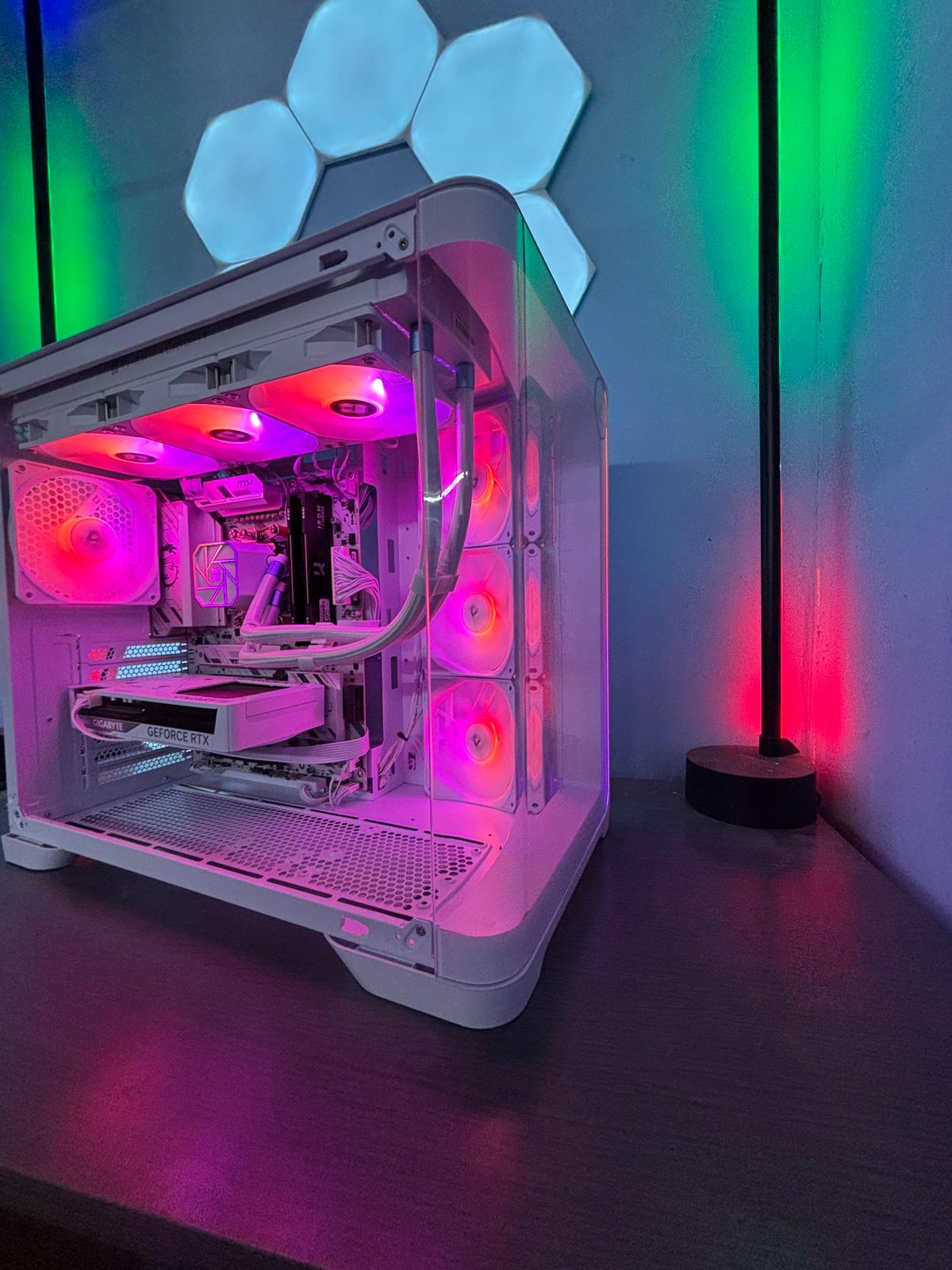 GeB GAMING ZEUS WHITE - RTX 5060 TI - immagine 2