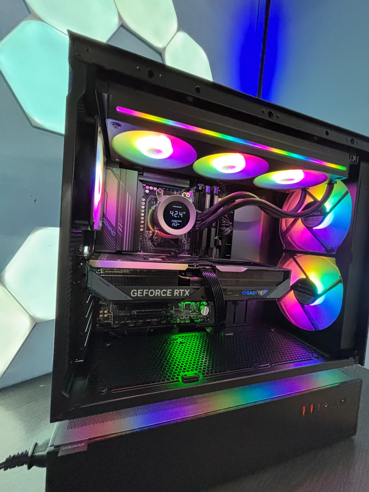 GeB GAMING PRESTIGE - RTX 5070 - immagine 2