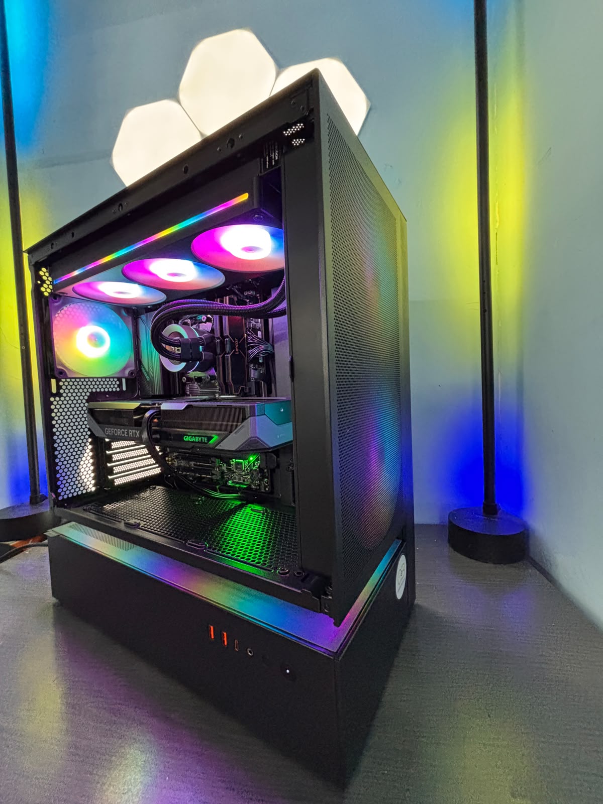 GeB GAMING PRESTIGE - RTX 5070 - immagine 3