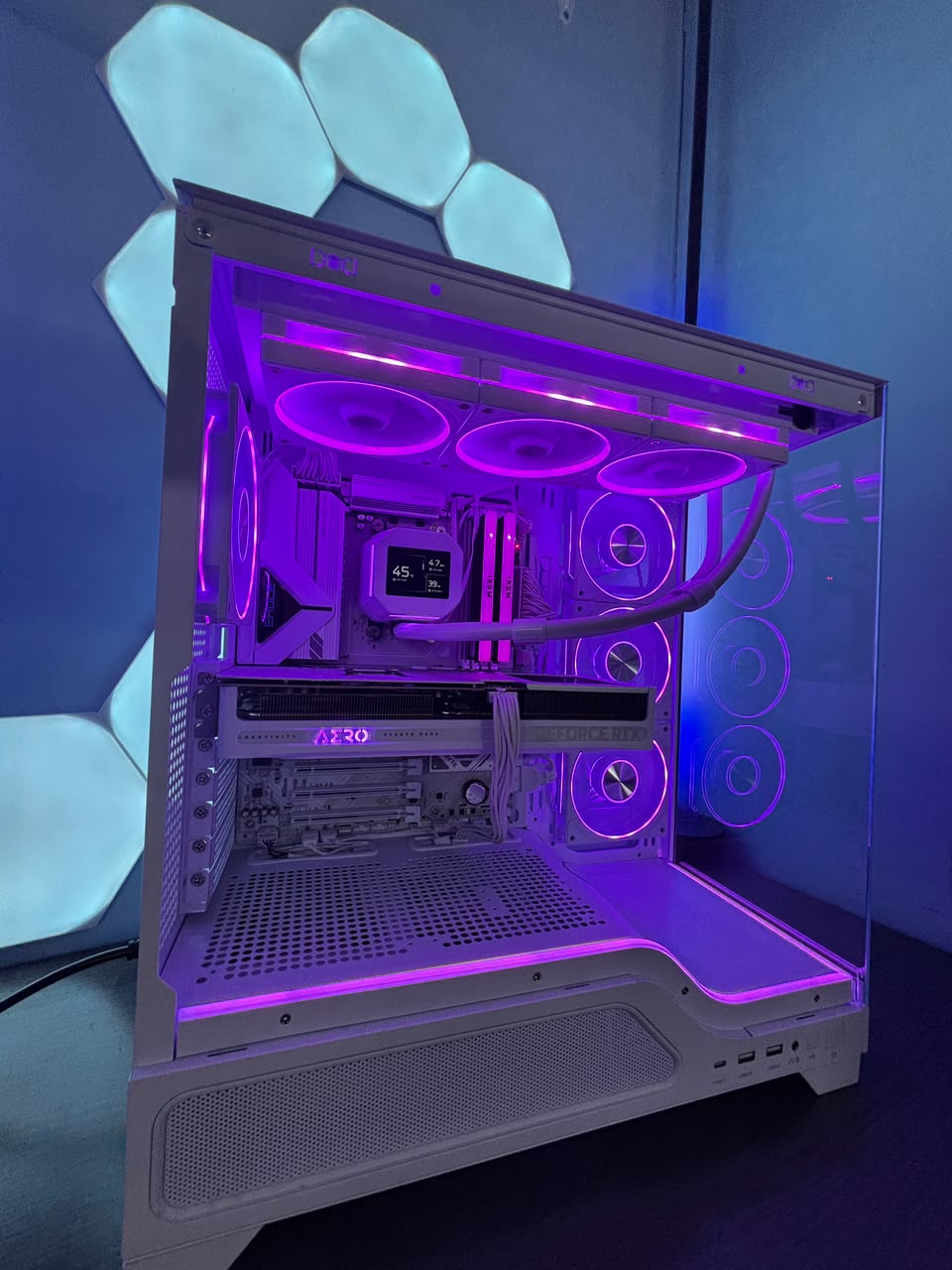 GeB GAMING WHITE WAVE - RTX 5080 - immagine 2