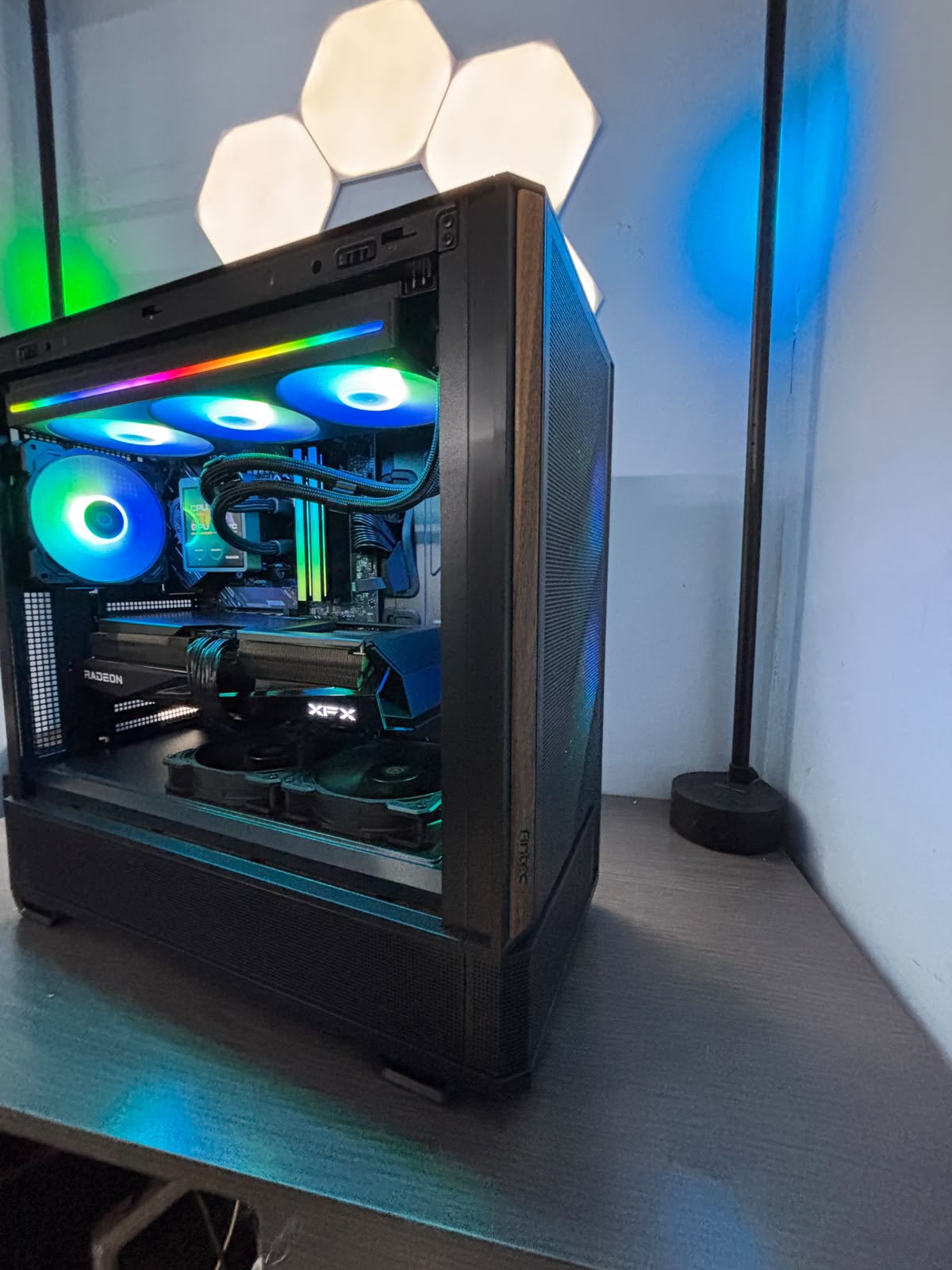 GeB GAMING MORDOR - RX 9070 XT 16GB - immagine 3