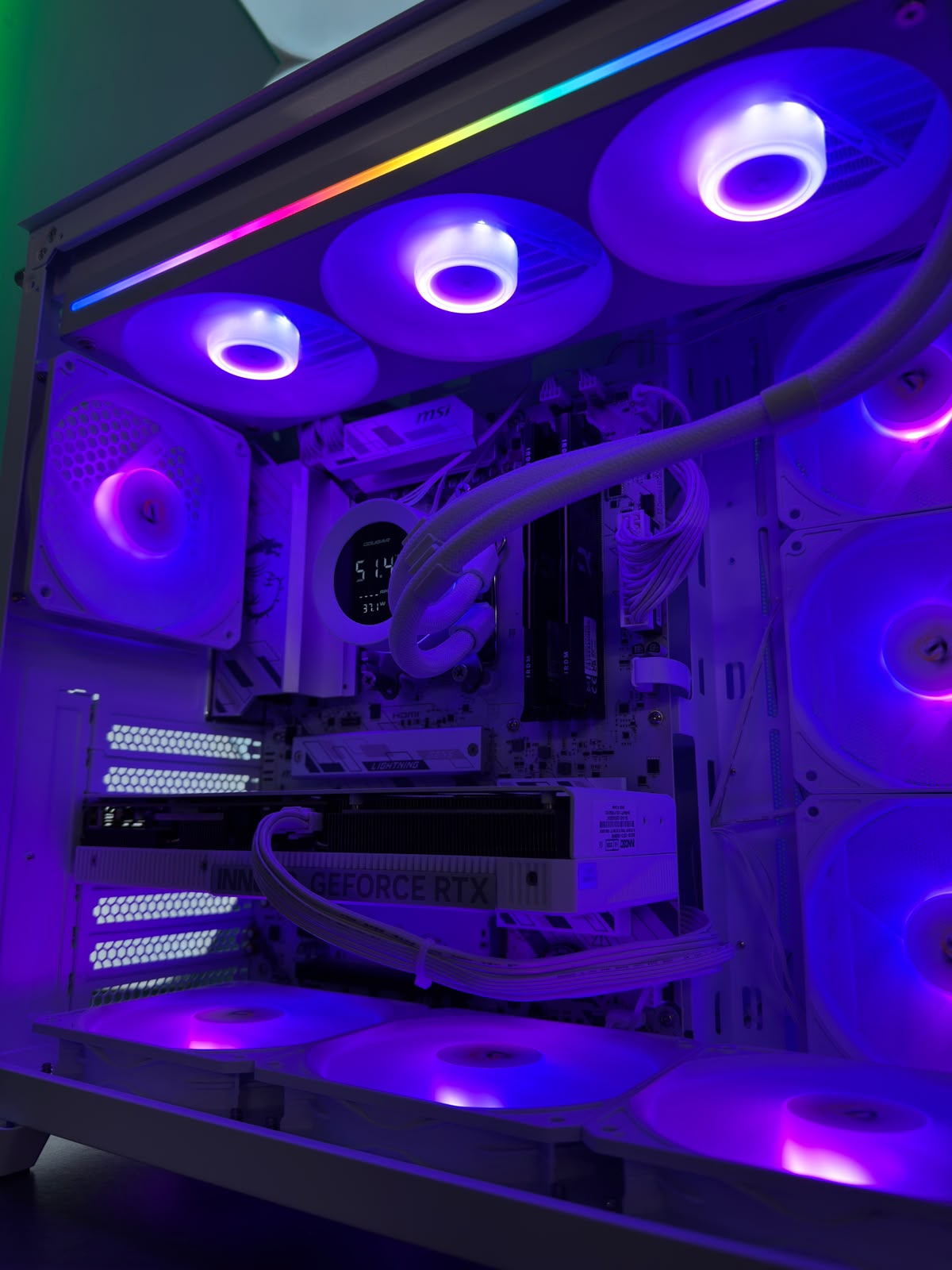 GeB GAMING PRESTIGE WHITE - RTX 5070 - immagine 3