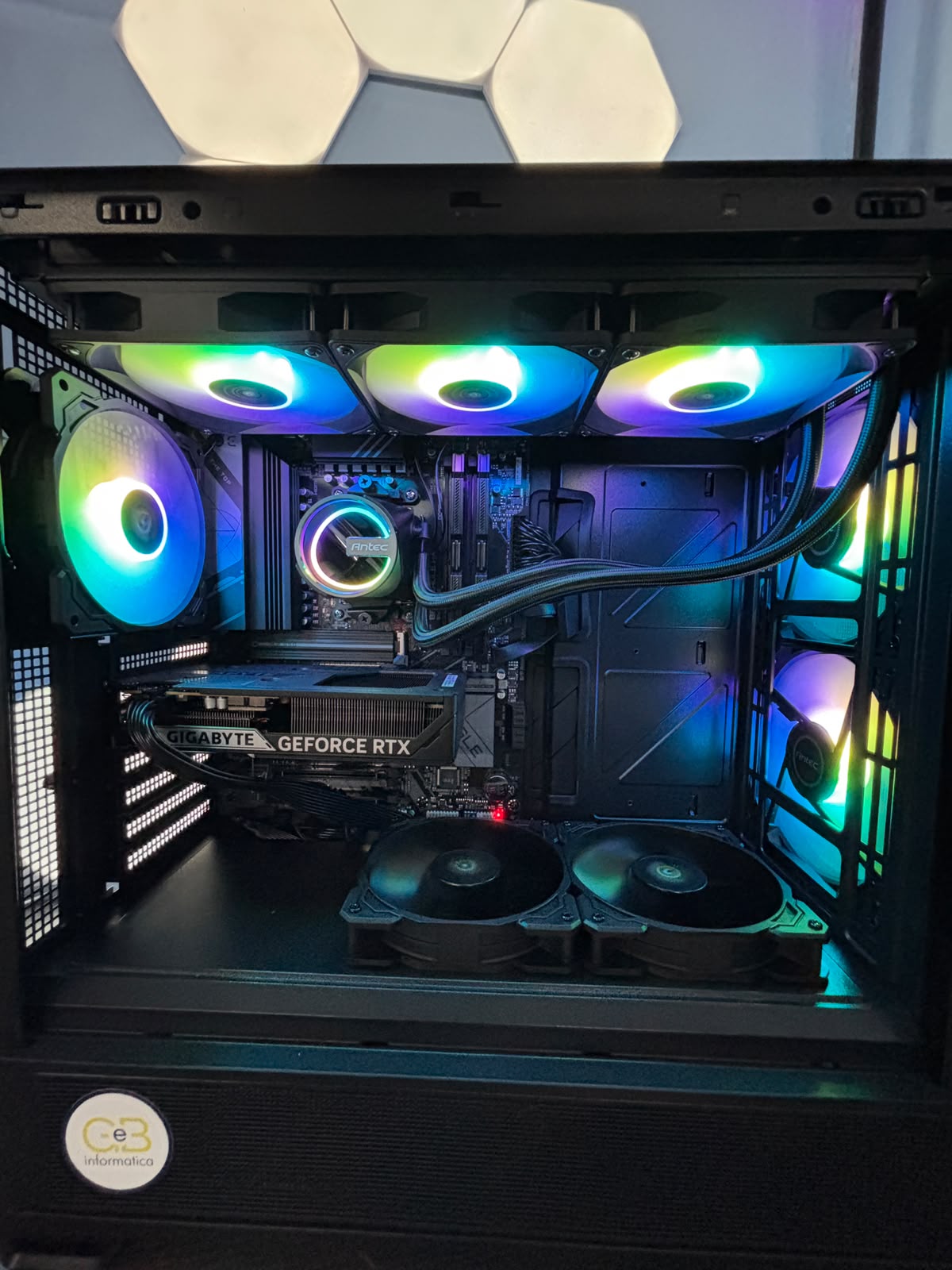 GeB GAMING FLIPPER - RTX 5060 - immagine 4