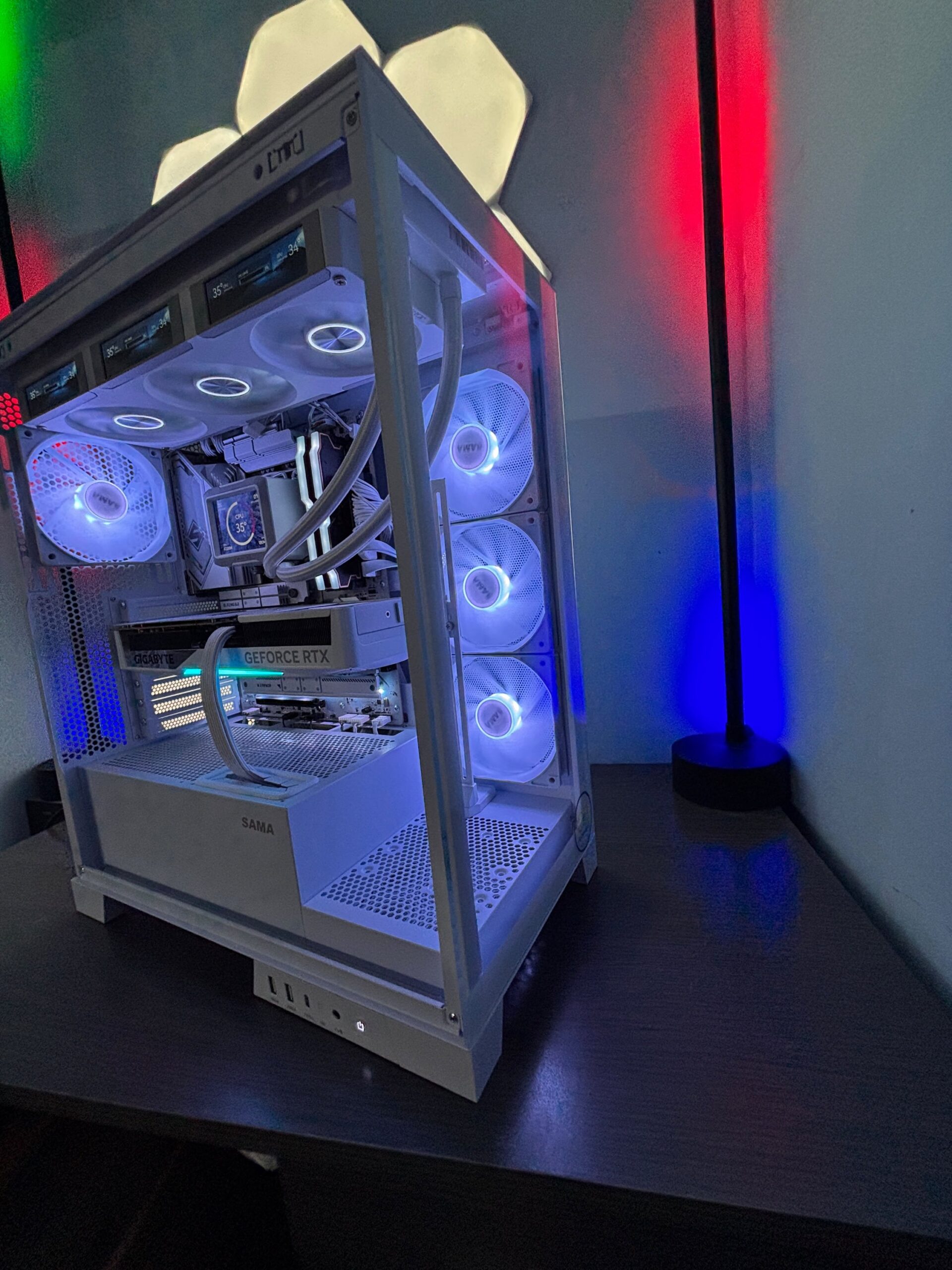 GeB GAMING SUPERBE - RTX 5070 TI - immagine 2