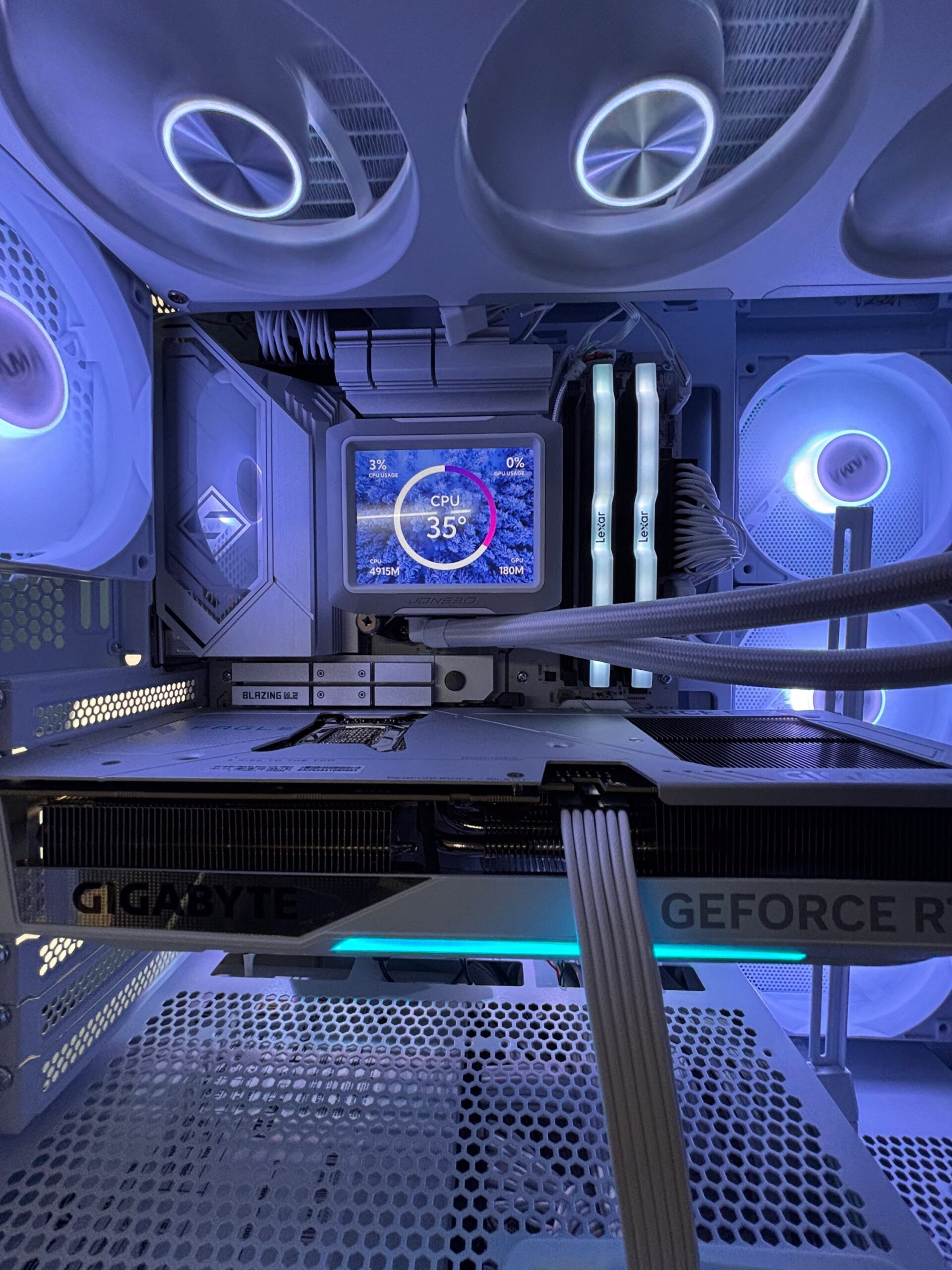 GeB GAMING SUPERBE - RTX 5070 TI - immagine 3